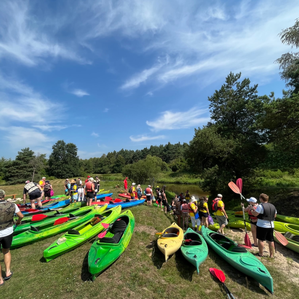 splyw-kajakowy-wycieczka-szkolna-nida